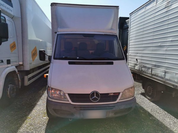 Фургони IVECO, Mercedes и FIAT - Фал. № 489/2019 - Милански съд - Продажба 4