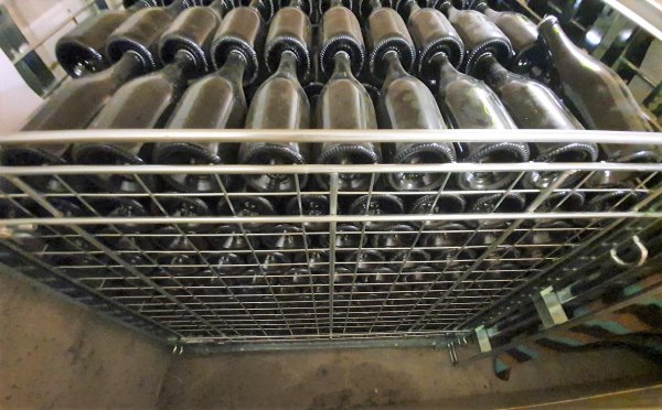 Φιάλες αφρώδους κρασιού - Πτώση 72/2017 - Ειρηνοδικείο της Τρέντο - Πώληση 2
