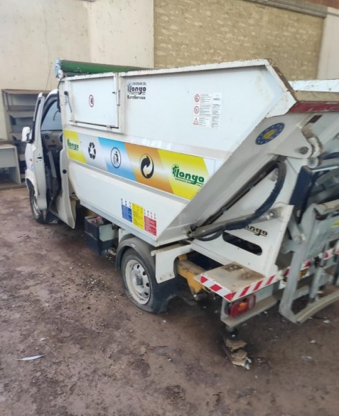 Autovehicule pentru colectarea deșeurilor și curățarea străzilor - Lichidare privată - Vânzare - 4