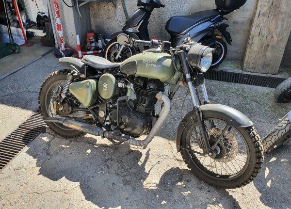 Royal Enfield Bullet Classic EFI Custom - Fall. 23/2020 - Trib. di Verona - ex Art. 107 C4