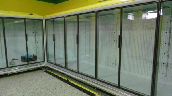 Equipamento para Supermercado - Bens de Leasing - Intrum Italy S.p.A.