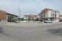 Lokal komercial me 2 garazhe dhe 2 vende parkimi të hapura në Colonnella (TE) - LOTI 3 2