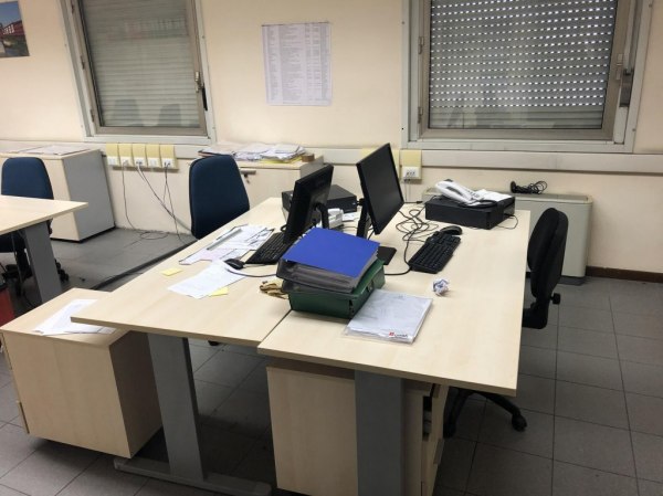 Work equipment, workshop, warehouse and offices - Bank. 175/2019 - Vicenza L. C.