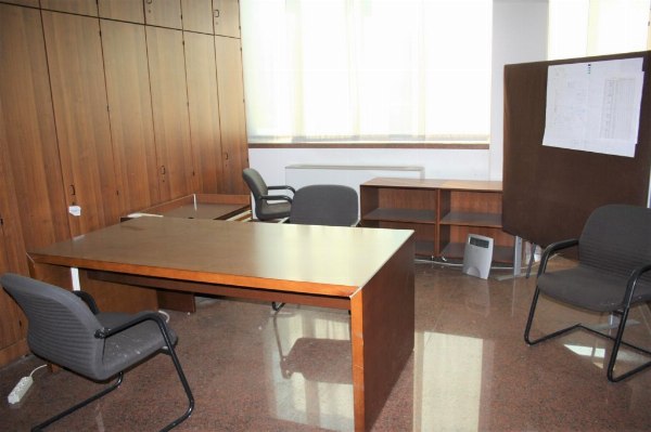 Ofis Mobilyaları - Forklift - Batık 54/2020 - Ancona Mahkemesi - Cum.6