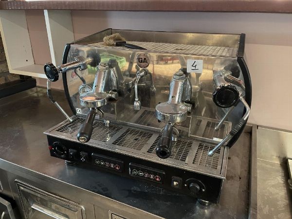 Máquina de café y molinillo de café - Liquidación Judicial n. 61/2024 - Tribunal de Padua - Venta 2