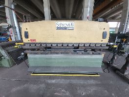 Lavorazione metalli - Macchinari e attrezzature - Magazzino materiale elettrico