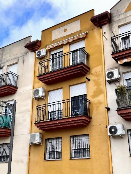 Habitatge amb plaça d'aparcament i un traster a Cijuela - Jutjat de Primera Instància i Instrucció Núm. 3 de Santa Fe