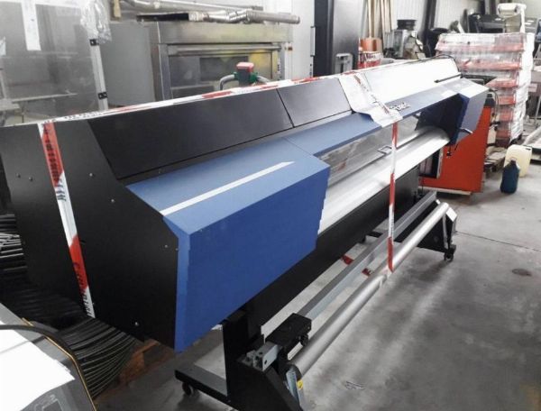 Plotter da stampa e taglio Roland VG2-640 - beni strumentali provenienti da leasing