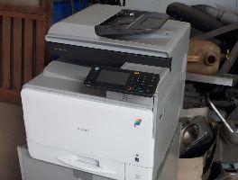 Arredi e attrezzature per ufficio