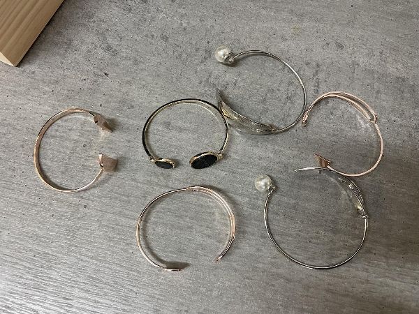 Stock di orologi, cinturini Apple Watch e bigiotteria - Liquidazione Giudiziale 35/2025 - Tribunale di Bolzano - Vendita 4