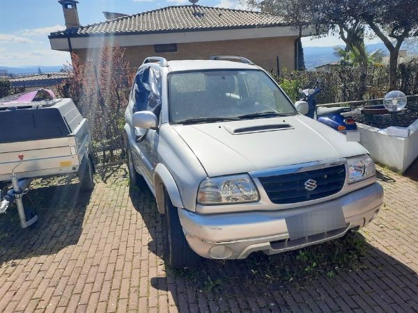 Suzuki Gran Vitara, - Arredi e attrezzature per ristorazione