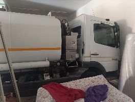 FIAT Panda e Autocisterna Mercedes