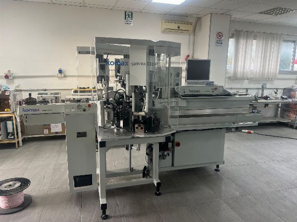 Macchinari e attrezzature per produzione componenti elettriche