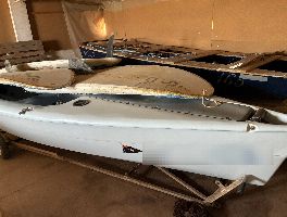 Arredamento e attrezzature di complesso socio-sportivo e di ristorazione