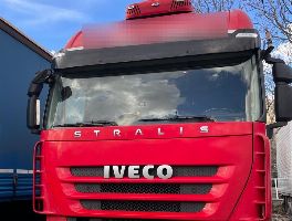 Trattori stradali IVECO