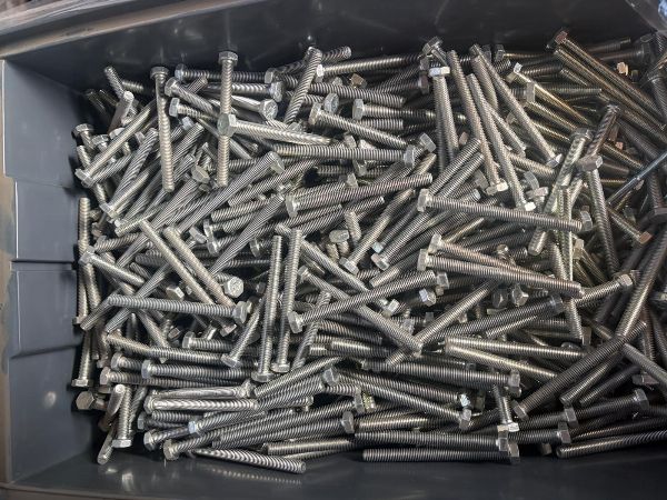Stock di Bulloneria Mista - Circa N. 2000 kg