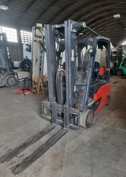 Carrelli Elevatori Linde
